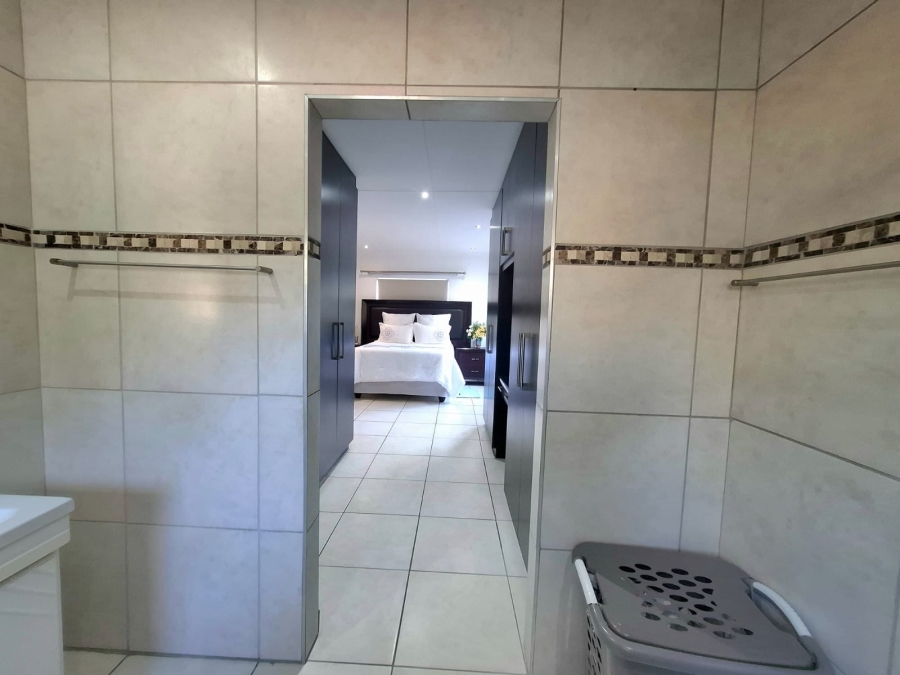 3 Bedroom Property for Sale in Nahoon Valley Park Eastern Cape